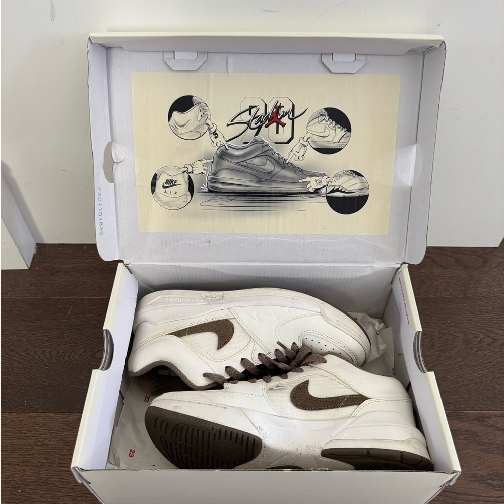 Nike Jordan Stadium 90 Size 6.5 woman’s sneakers